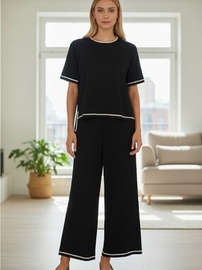 Adrianna Papell Women’s 2-Piece Lightweight Sweater Set Black Large NWT